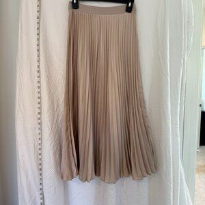 H&M Maxi Skirts Women's Tan Small Pleated High Elastic Waist Classic Comfort